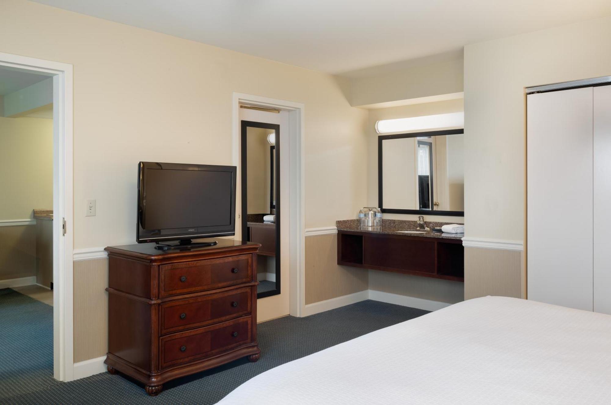 Hotel Pine Barn