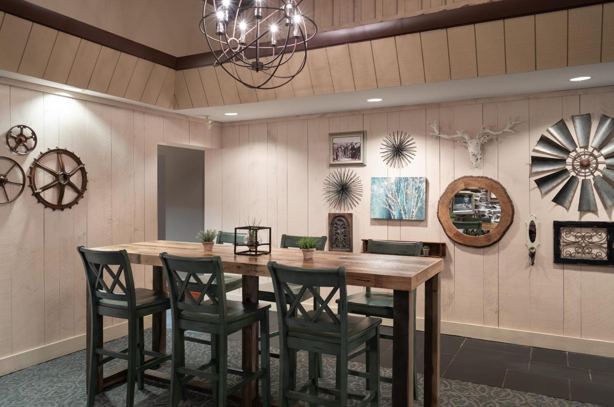 Pine Barn Hotel Danville